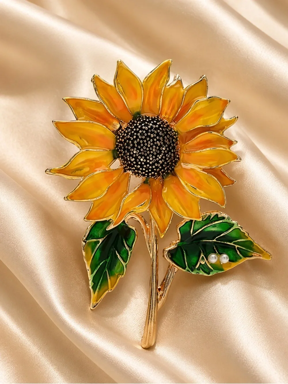 Chic Sunflower Gold Elegant Brooch